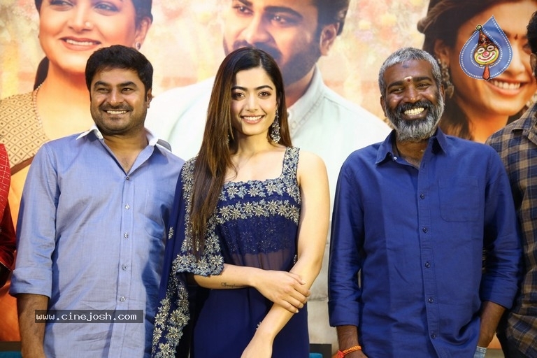 Aadavallu Meeku Johaarlu Press Meet - 15 / 21 photos