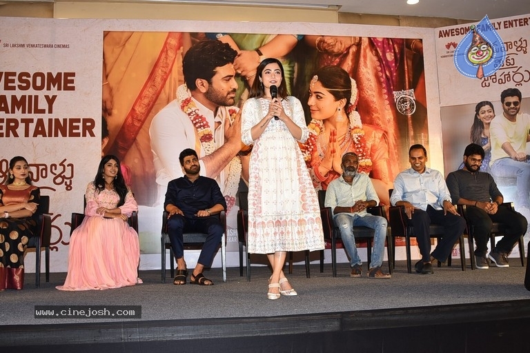 Aadavallu Meeku Joharlu Success Meet - 1 / 20 photos