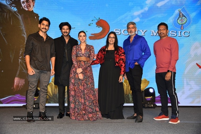 Hey Sinamika Pre Release Event - 33 / 41 photos