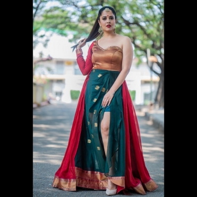 Anasuya Bharadwaj Photos - 5 of 7