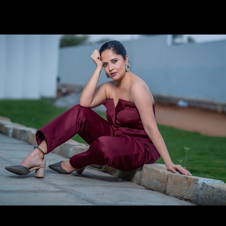 Anasuya Bharadwaj Photos - 7 / 7 photos