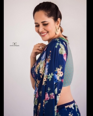 Anasuya Bharadwaj Photos - 2 of 7