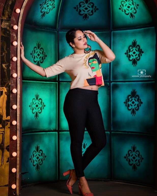 Anasuya Bharadwaj Photos - 5 / 7 photos