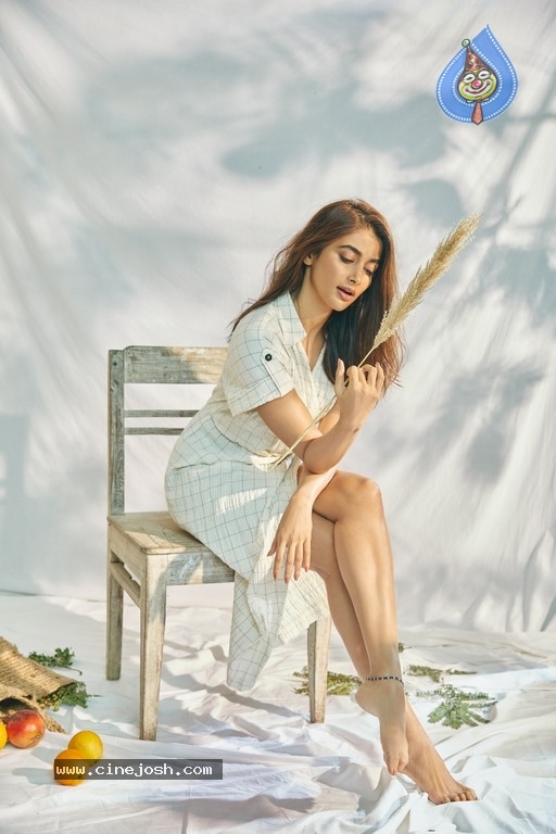 Pooja Hegde Photo Shoot Photos - 34 / 38 photos