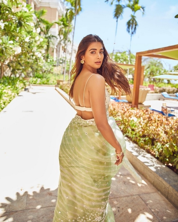 Pooja Hegde Photos - 3 / 4 photos
