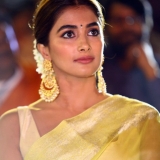 Pooja Hegde Photos