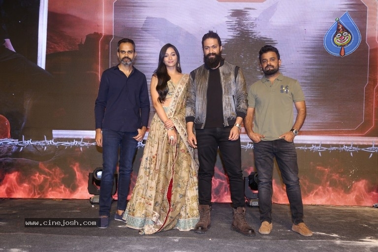 KGF 2 Telugu Press Meet - 3 / 42 photos