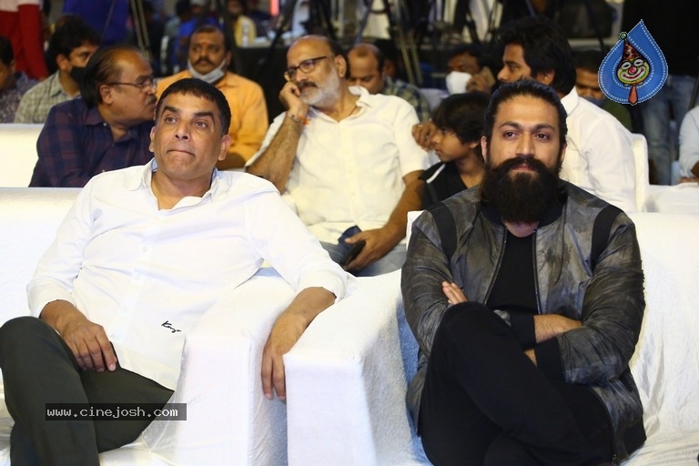 KGF 2 Telugu Press Meet - 21 / 42 photos