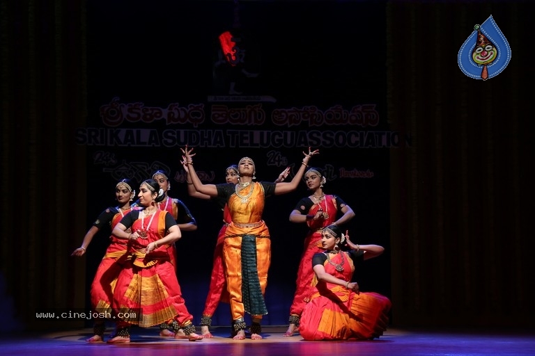 Sri Kala Sudha Telugu Movie Awards 2021 - 35 / 38 photos