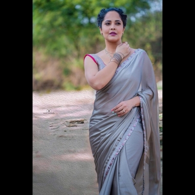 Anasuya Bharadwaj Photos - 3 of 7