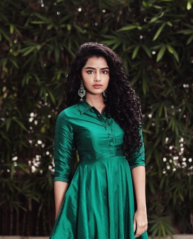 Anupama Parameswaran Photos - 3 / 5 photos