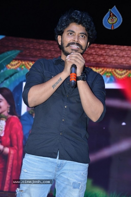 Ashoka Vanam Lo Arjuna Kalyanam pre release event - 5 / 20 photos