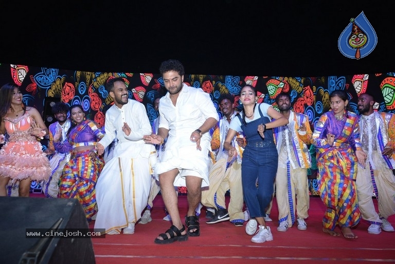 Ashoka Vanam Lo Arjuna Kalyanam pre release event - 11 / 20 photos