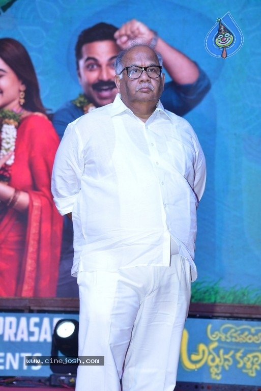 Ashoka Vanam Lo Arjuna Kalyanam pre release event - 13 / 20 photos