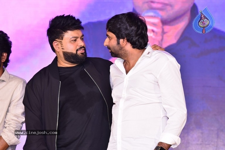 Sarkaru Vaari Paata movie pre release event 02 - 27 / 40 photos