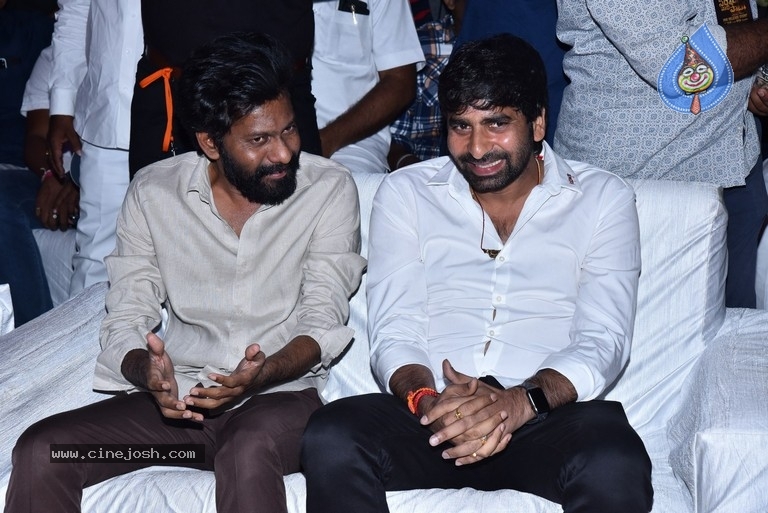 Sarkaru Vaari Paata Pre Release Event - 60 / 62 photos