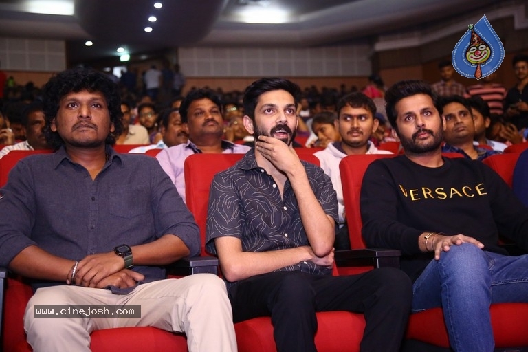 Vikram Pre Release Event - 15 / 39 photos