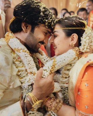 Aadhi Pinisetty - Nikki Galrani Wedding Photos - 2 of 4