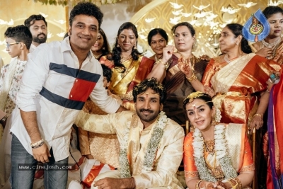 Aadhi Pinnisetty - Nikki Galrani Wedding Reception - 6 of 38