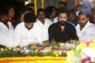 Jr NTR and Kalyan Ram At NTR Ghat - 3 of 34