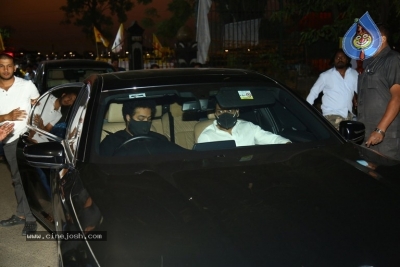 Jr NTR and Kalyan Ram At NTR Ghat - 32 of 34