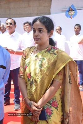 Mahanatudu-Prajanayakudu NTR book launch - 35 of 63