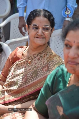 Mahanatudu-Prajanayakudu NTR book launch - 58 of 63