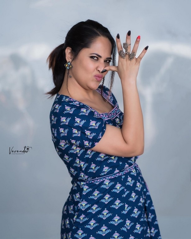 Anasuya Bharadwaj Photos - 5 / 5 photos