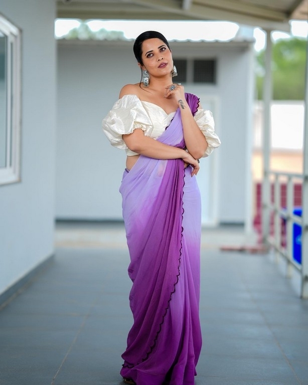 Anasuya Bharadwaj Photos - 1 / 6 photos