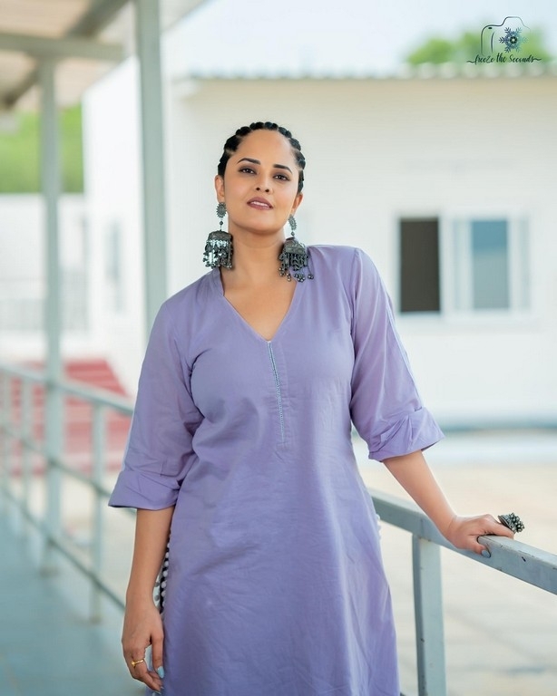 Anasuya Bharadwaj Photos - 6 / 7 photos