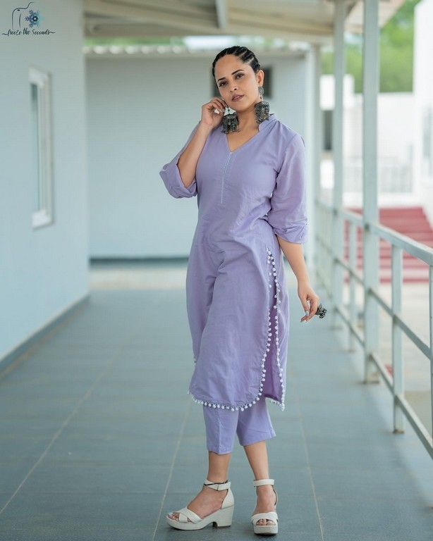 Anasuya Bharadwaj Photos - 7 / 7 photos