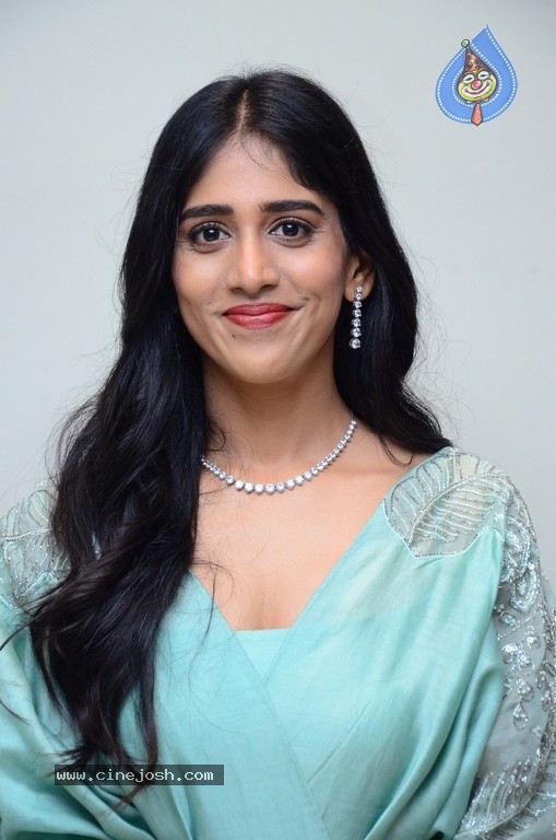 Chandini Chowdary - 17 / 20 photos