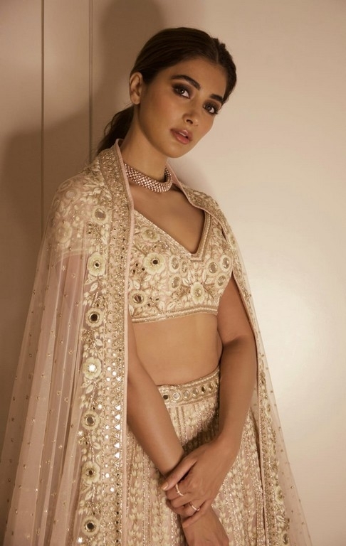 Pooja Hegde Photos - 2 / 5 photos