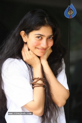 Sai Pallavi Interview Photos - 17 of 21