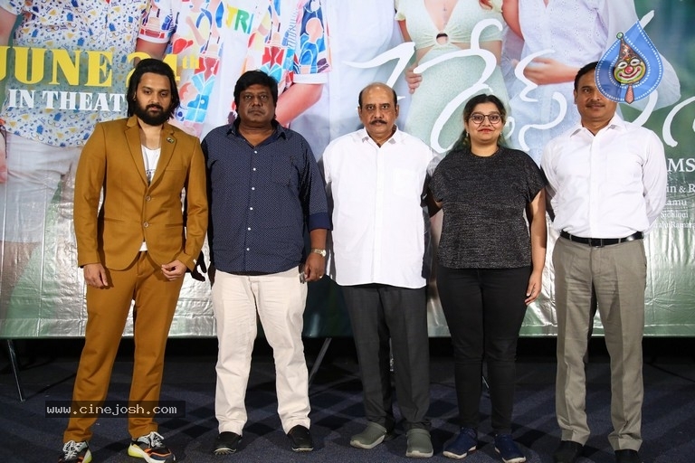 7 Days 6 Nights Movie Press Meet - 11 / 21 photos