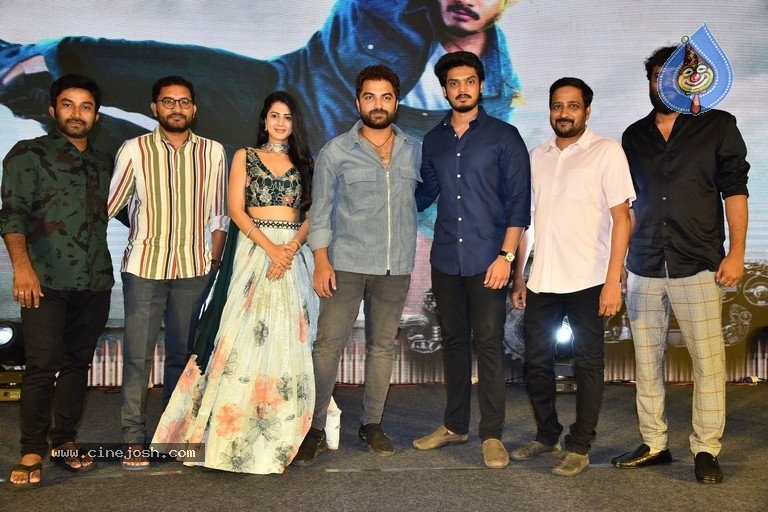 Chor Bazaar Pre Release Event - 29 / 42 photos