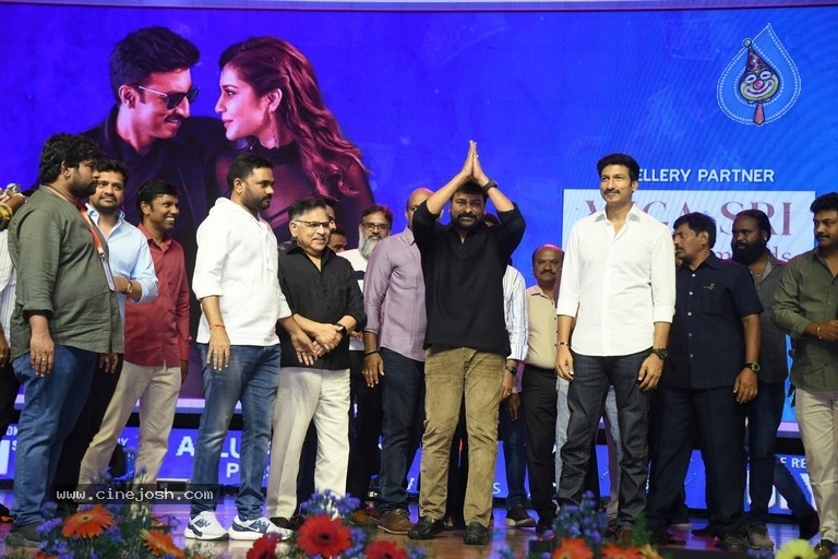 Pakka Commercial Pre Release Event - 4 / 41 photos