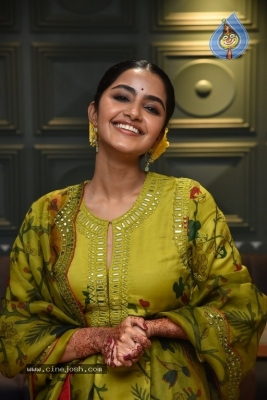 Anupama Parameswaran - 7 of 21