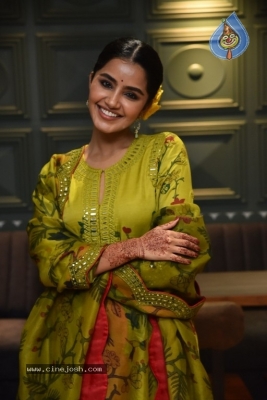 Anupama Parameswaran - 11 of 21