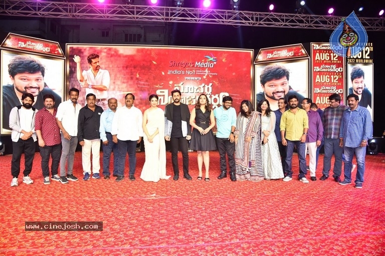 Macherla Niyojaka Vargam Trailer Launch - 31 / 42 photos