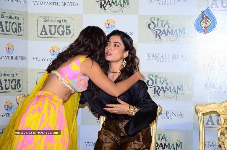 Sita Ramam Movie Trailer Launch - 8 / 21 photos