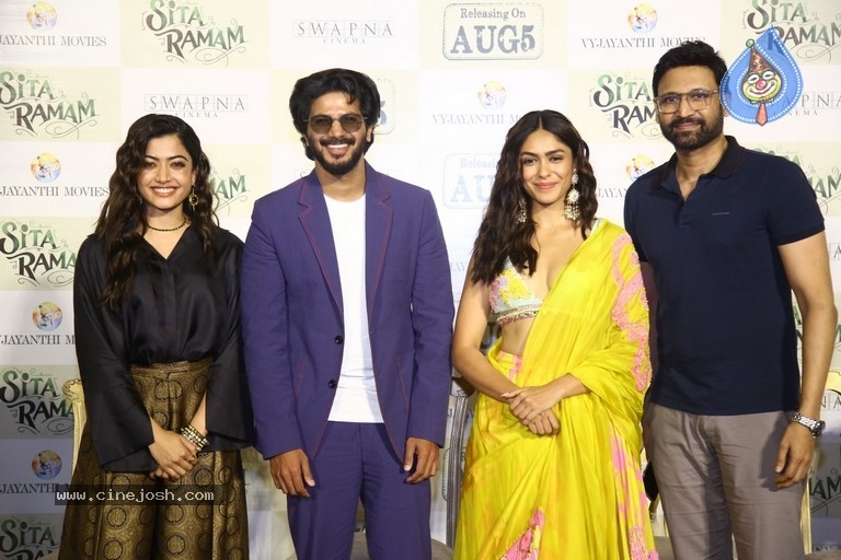 Sita Ramam Movie Trailer Launch - 13 / 21 photos