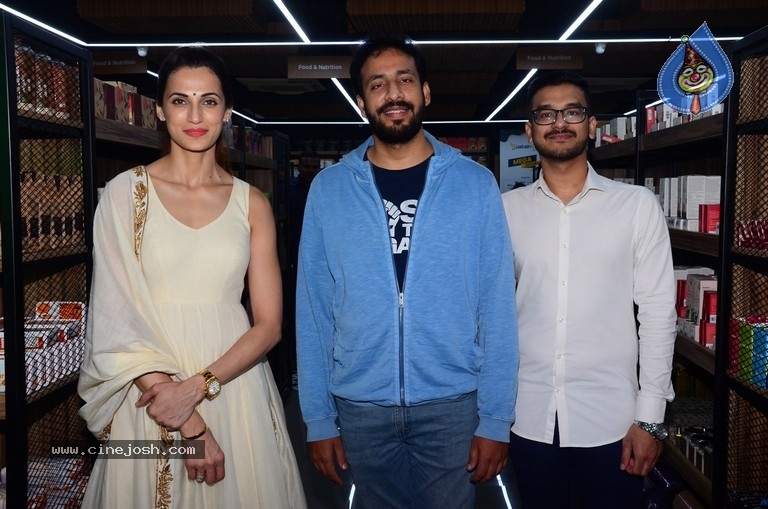Celebrities at Sustainkart Launch - 5 / 21 photos