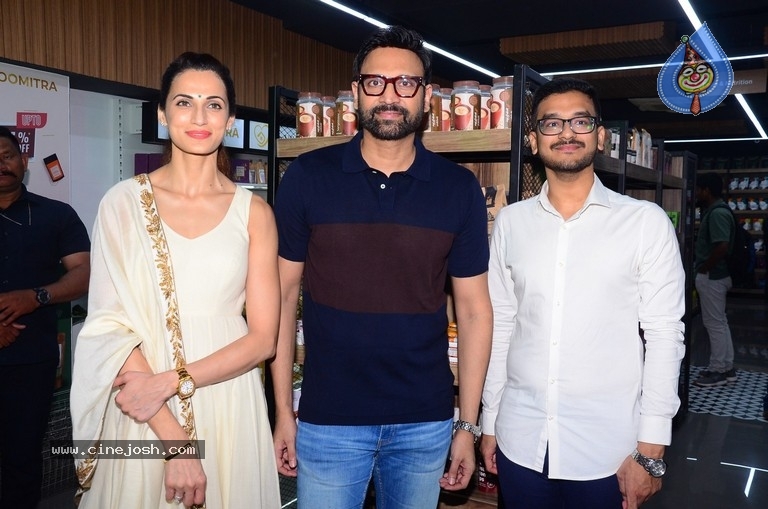 Celebrities at Sustainkart Launch - 18 / 21 photos