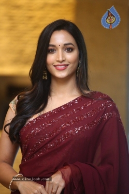 Srinidhi Shetty Photos - 6 of 16