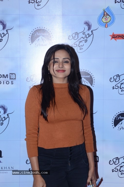 Celebrities At Laal Singh Chaddha Premiere Event - 10 / 42 photos