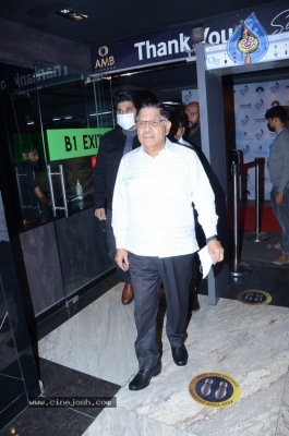 Celebrities At Laal Singh Chaddha Premiere Event - 17 of 42