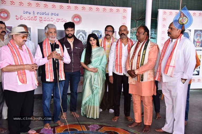 Kanaka Durga Movie Opening - 13 / 21 photos