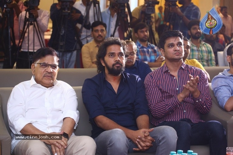 Karthikeya 2 Success Meet - 8 / 30 photos