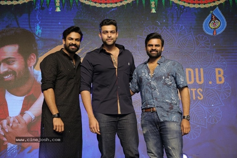 Ranga Ranga Vaibhavanga Pre Release Event - 7 / 39 photos